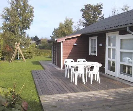 Aerenpris Holiday House Dom wakacyjny *